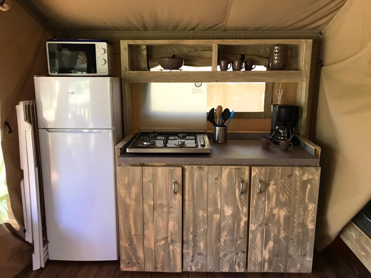 Hotel Camping Le Mondou Saint-Julien-de-Lampon Esterno foto