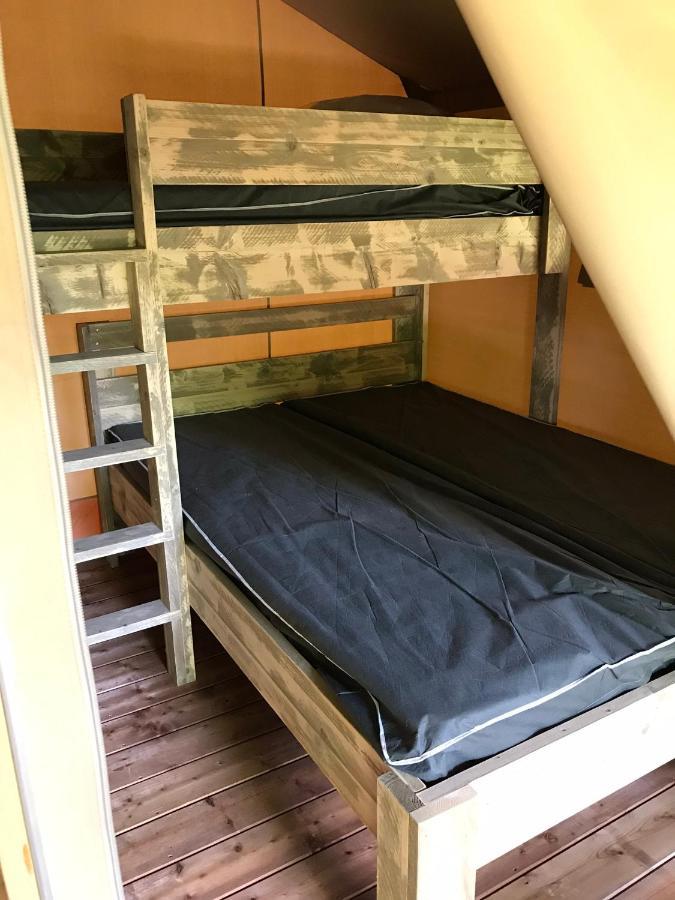 Hotel Camping Le Mondou Saint-Julien-de-Lampon Esterno foto